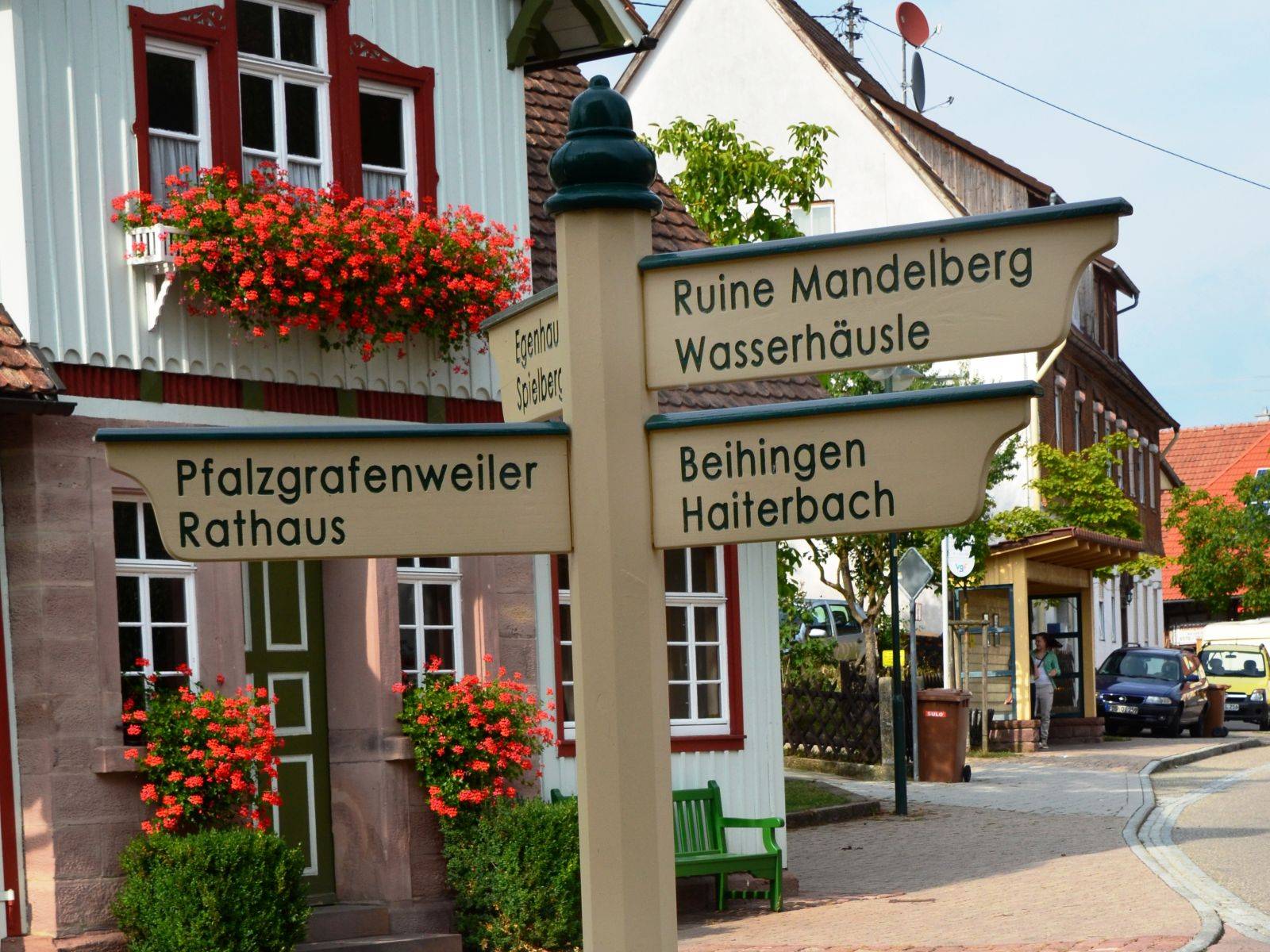                                                     Schilder in Bösingen                                    