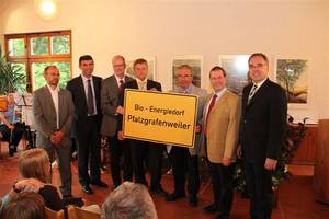 Pfalzgrafenweiler wird zum Bio-Energiedorf ernannt. Weiler Wärme erhält den mit 100.000 EUR dotierten Preis am 31.05.2011